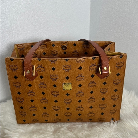 💯Authentic MCM Cognac Visetos Tote with Black Accents🍀 - Picture 14 of 14